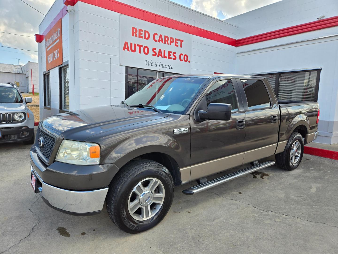 2006 PEWTER Ford F-150 (1FTRW12W86K) with an 4.6L V8 F engine, Automatic transmission, located at 503 West Court, Seguin, TX, 78155, (830) 379-3373, 29.568621, -97.969803 - Photo#0